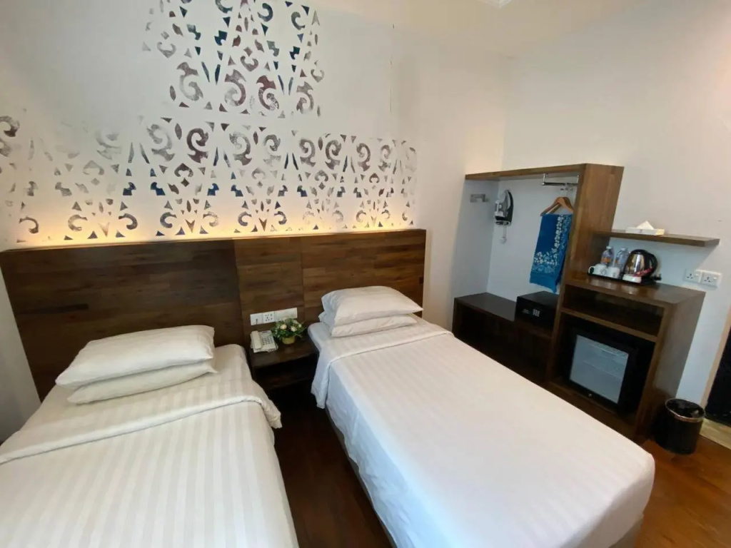 Serapi Hotel — 5