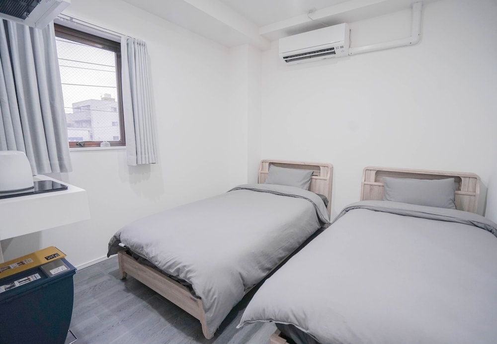 ZAITO Tokyo Yokokawa Economy Inn 사진 1