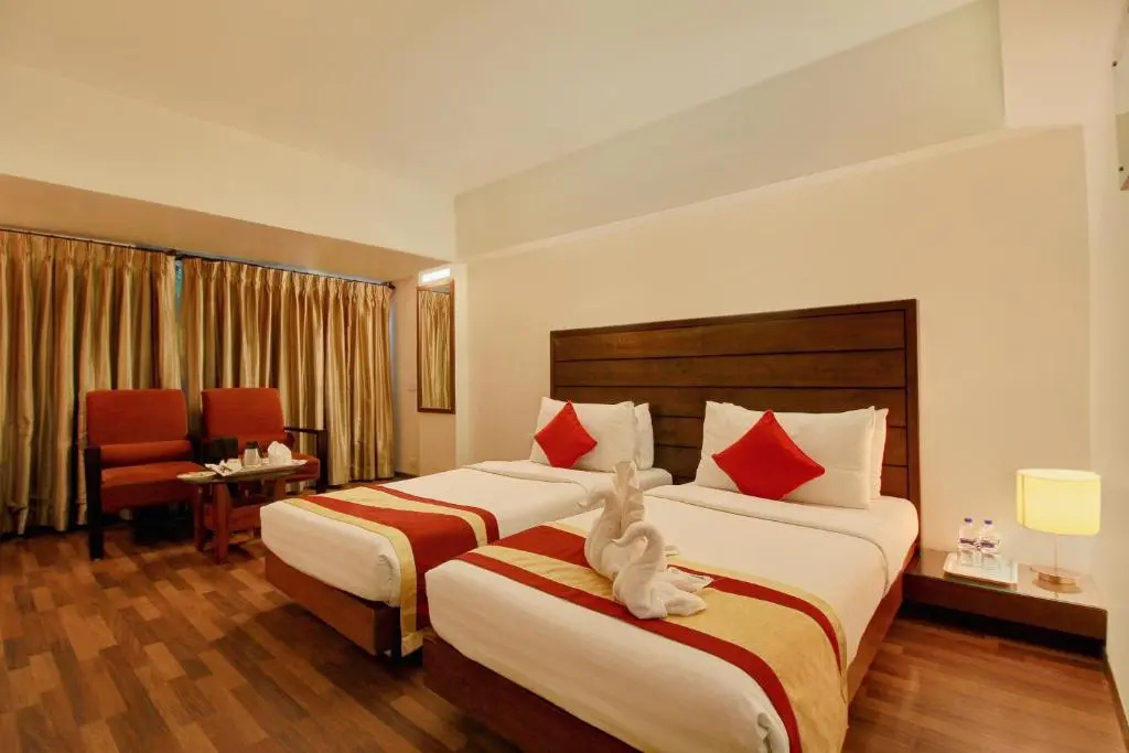 Monarch Luxur - Chambres