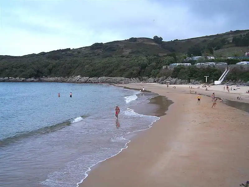 Beach & Waterfront