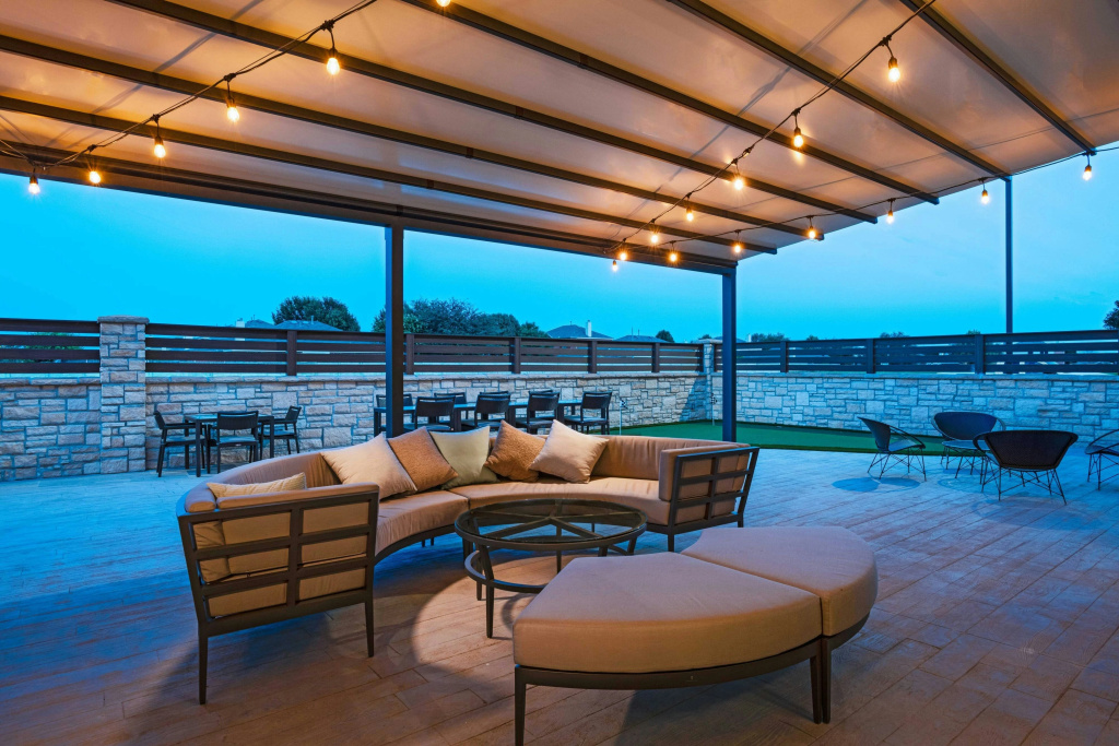 Courtyard by Marriott Dallas Grand Prairie