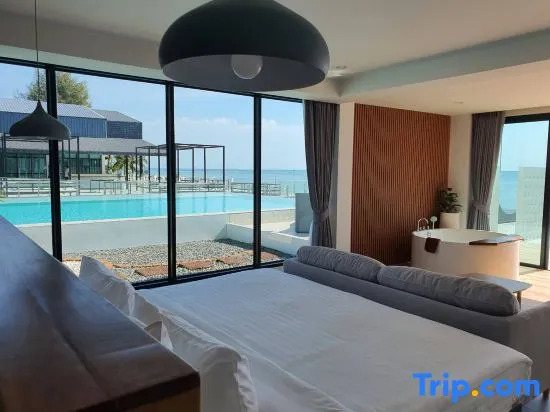 Люкс Deluxe oceanfront в Rattana Pura Beach Resort