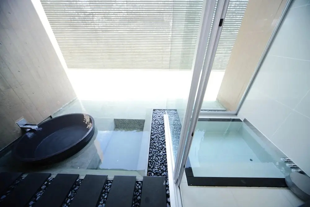 Balcony & Terrace