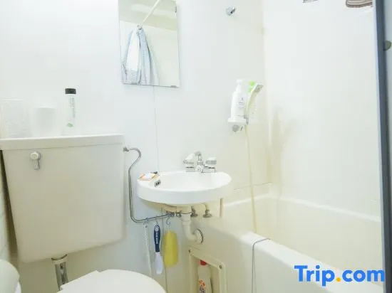 201-UZUMASA near Subway with Room WIFI & 2 Bike