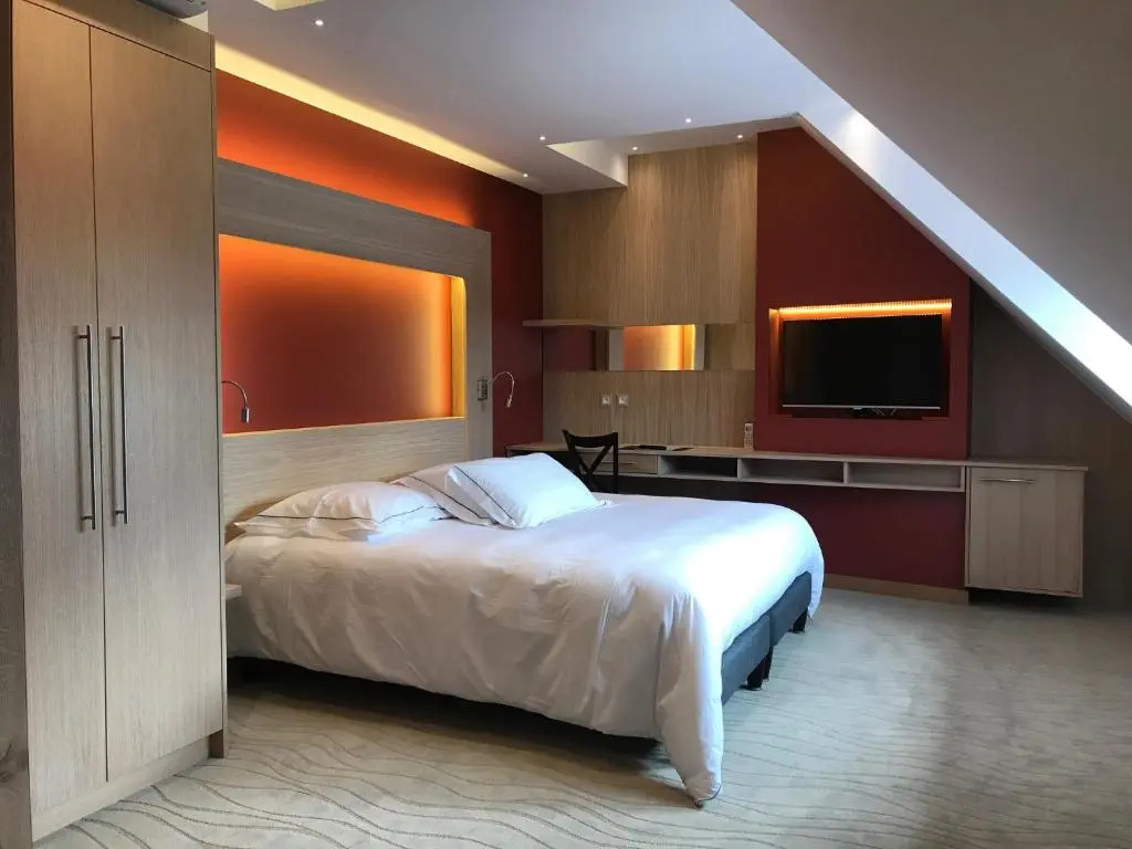 Prestige room