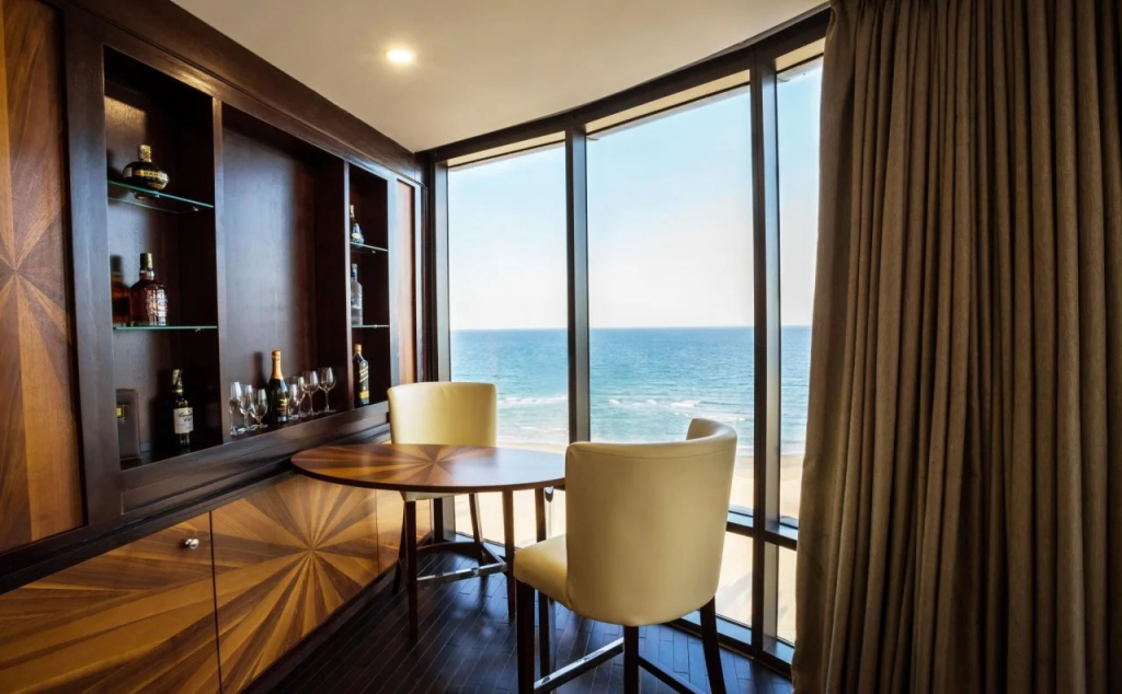 Holiday Beach Hotel Danang — фото 7