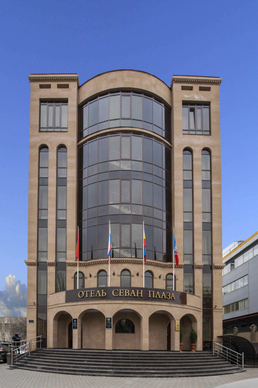 Sevan Plaza hotel