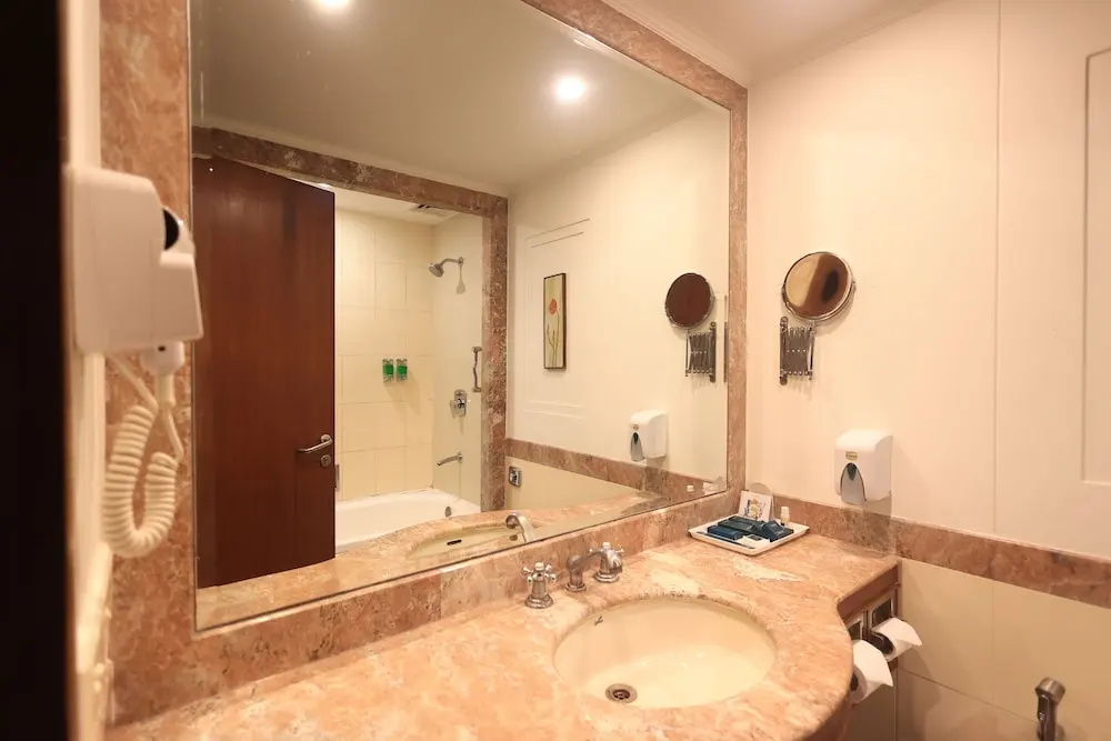 Savoy Suites Noida - Général