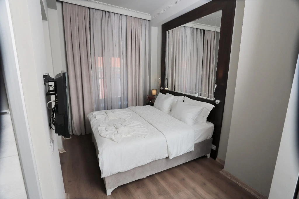 Deluxe Single room