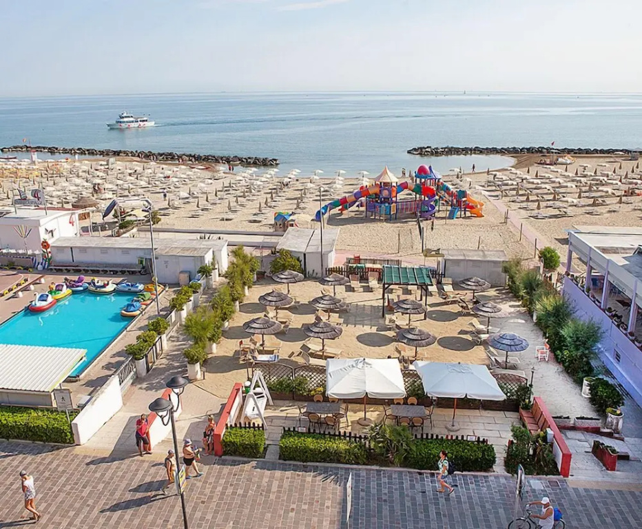 Hotel photo 18