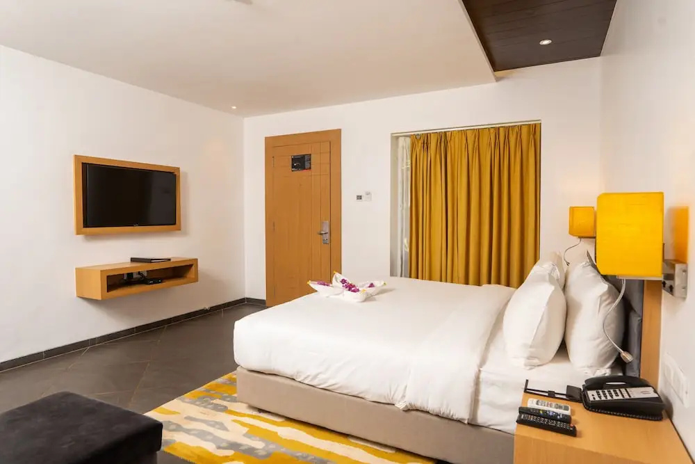 Superior Double room (full double bed)