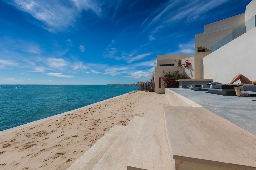 Beach & Waterfront