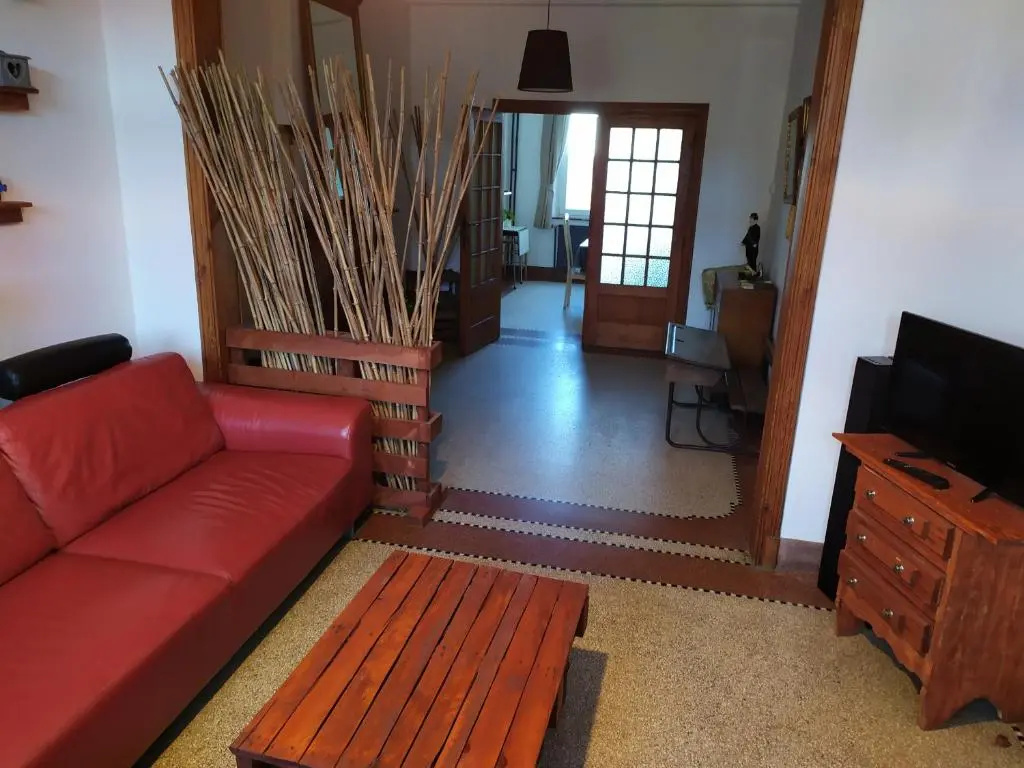4 Bedrooms Cottage