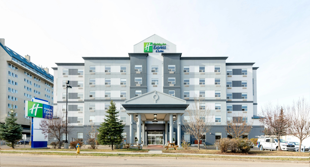 Holiday Inn Express Hotel & Suites Edmonton South by IHG