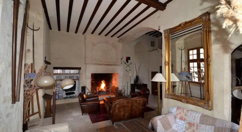Chateau De Neuilly la Foret