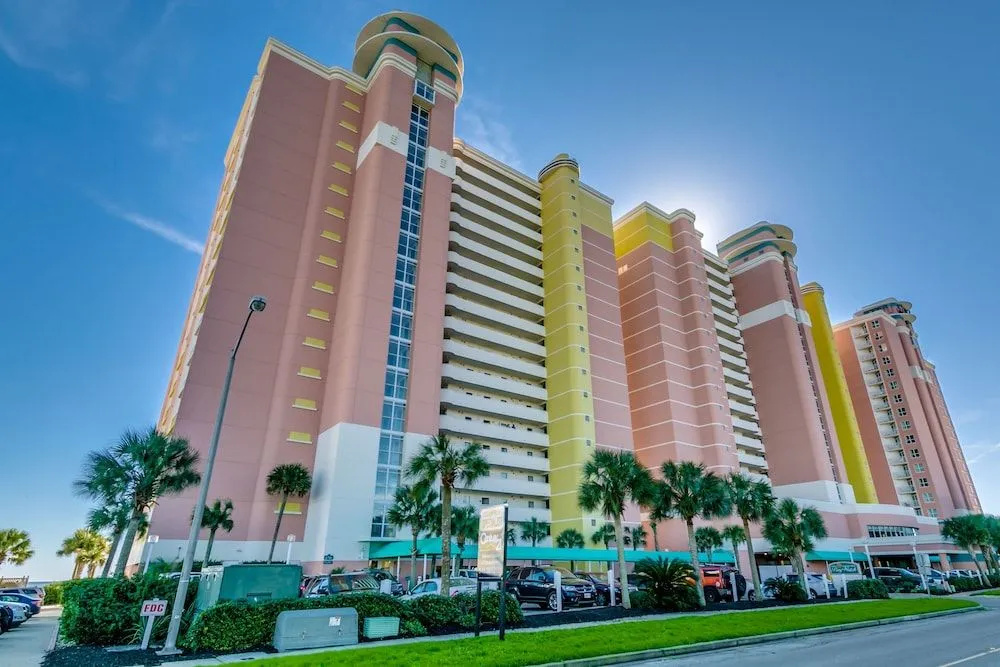 Bay Watch Resort - 1817 by RedAwning