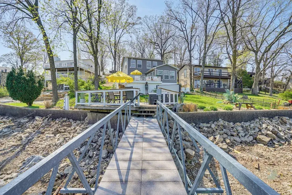 'bittersweet Lakefront Retreat' w/ Hot Tub & Dock!
