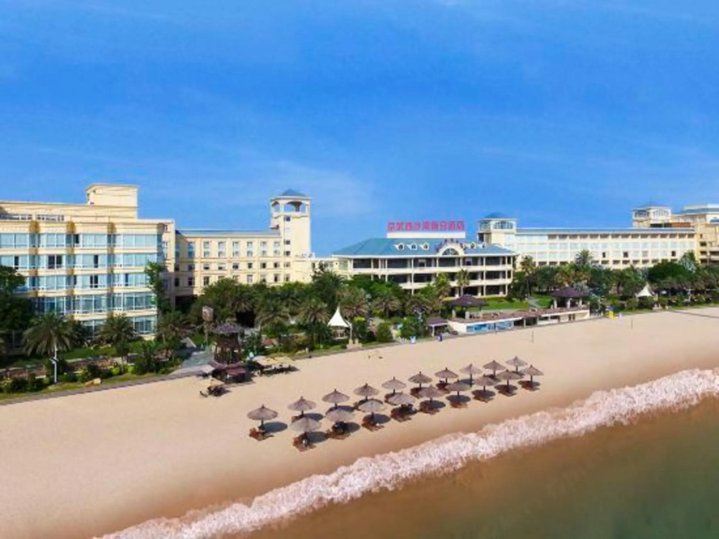 West Gulf Holiday Hotel