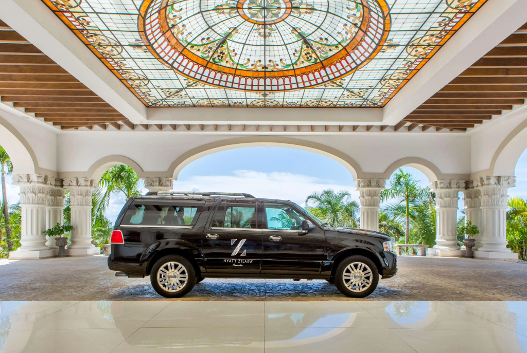 Lobby & Reception