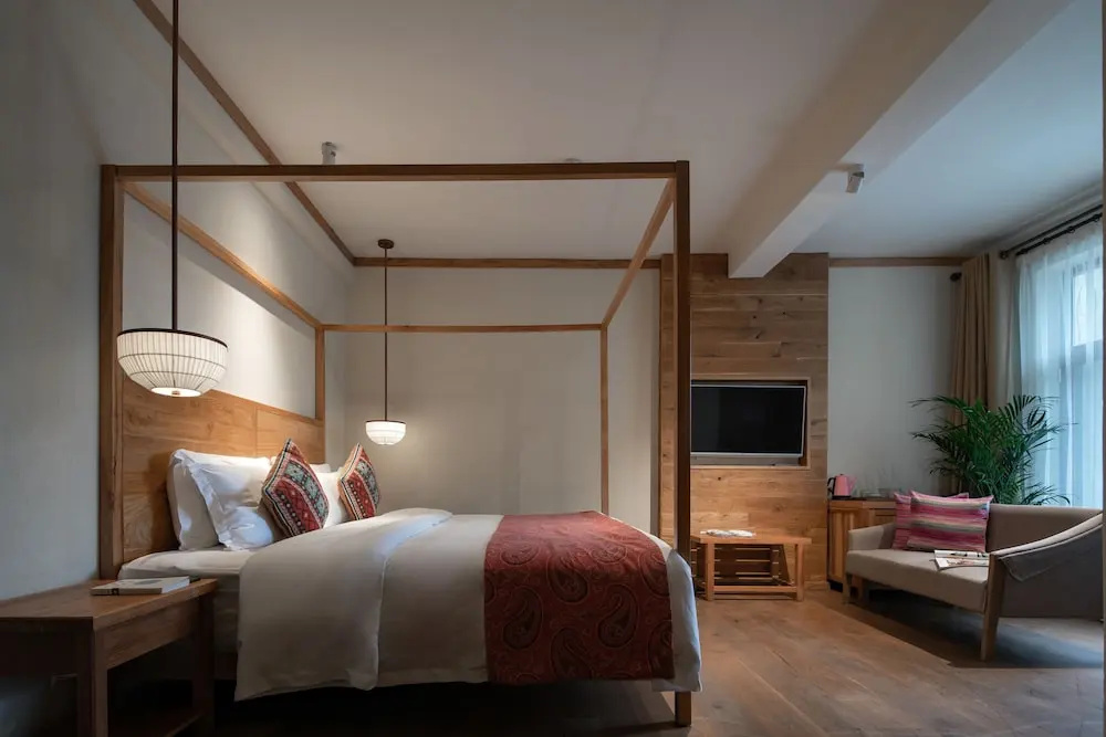 Standard Double room with view (full double bed)