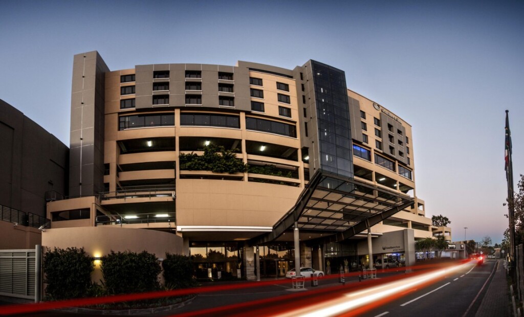 Southern Sun Hyde Park Sandton image