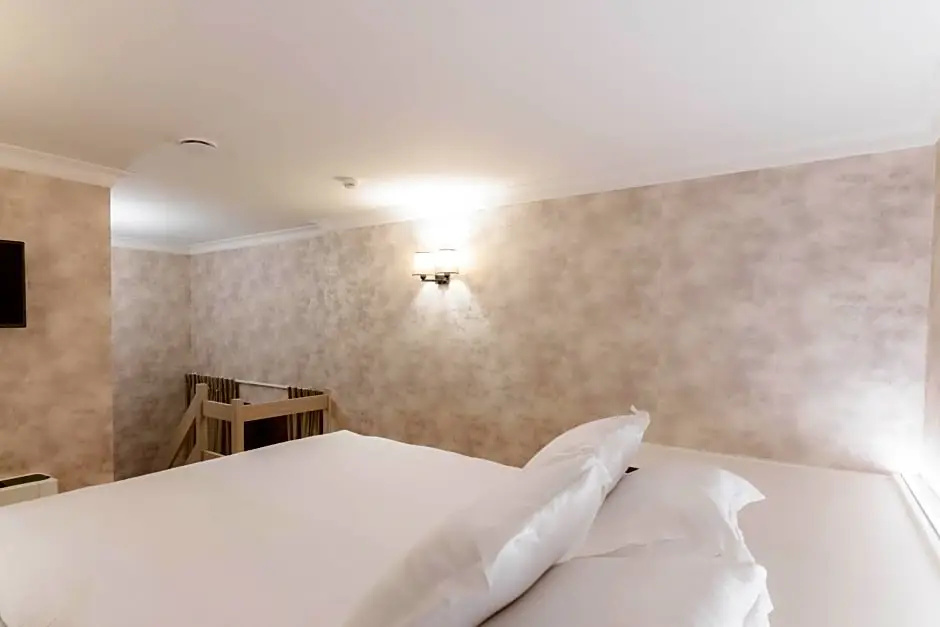 Golden Tree Hotel - Chambres