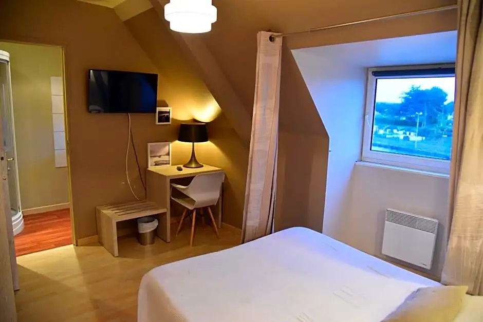 Classic room with harbour view