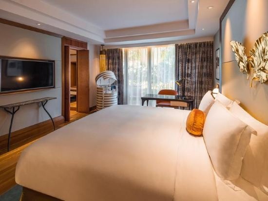 Sofitel Singapore Sentosa Room Type - Luxury Room