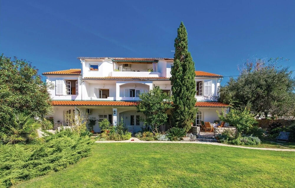 Nice Home in Barbat With Wifi and 2 Bedrooms