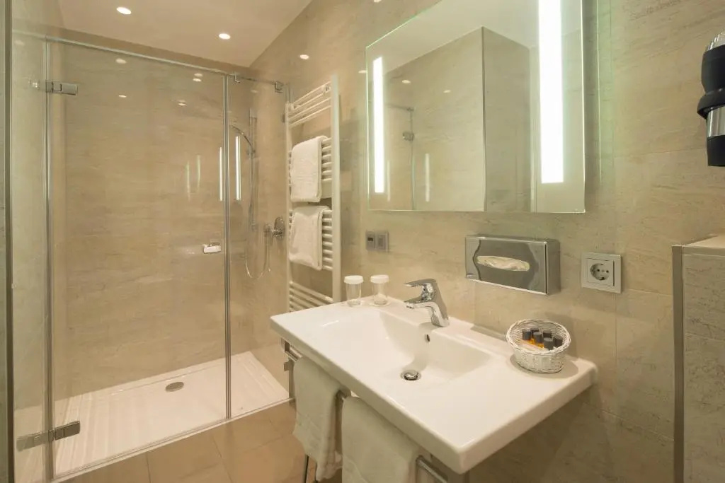 Parkhotel Gueldene Berge - Chambres