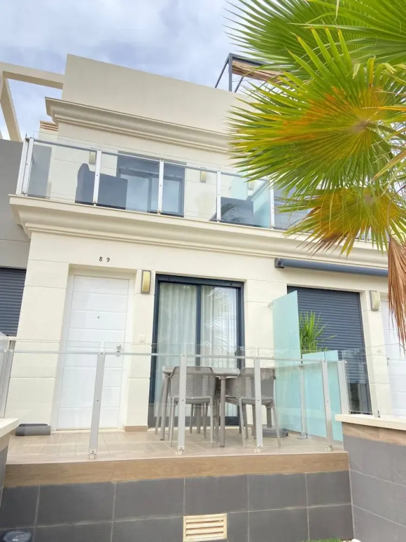 Bungalow Near La Zenia Beach