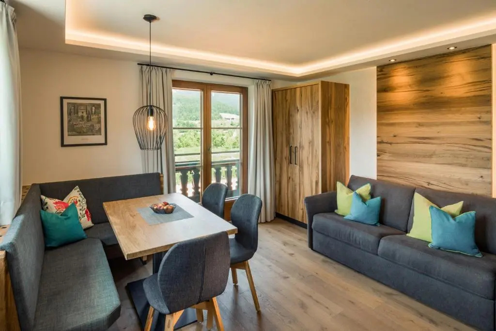 1 Bedroom Apartment with balcony