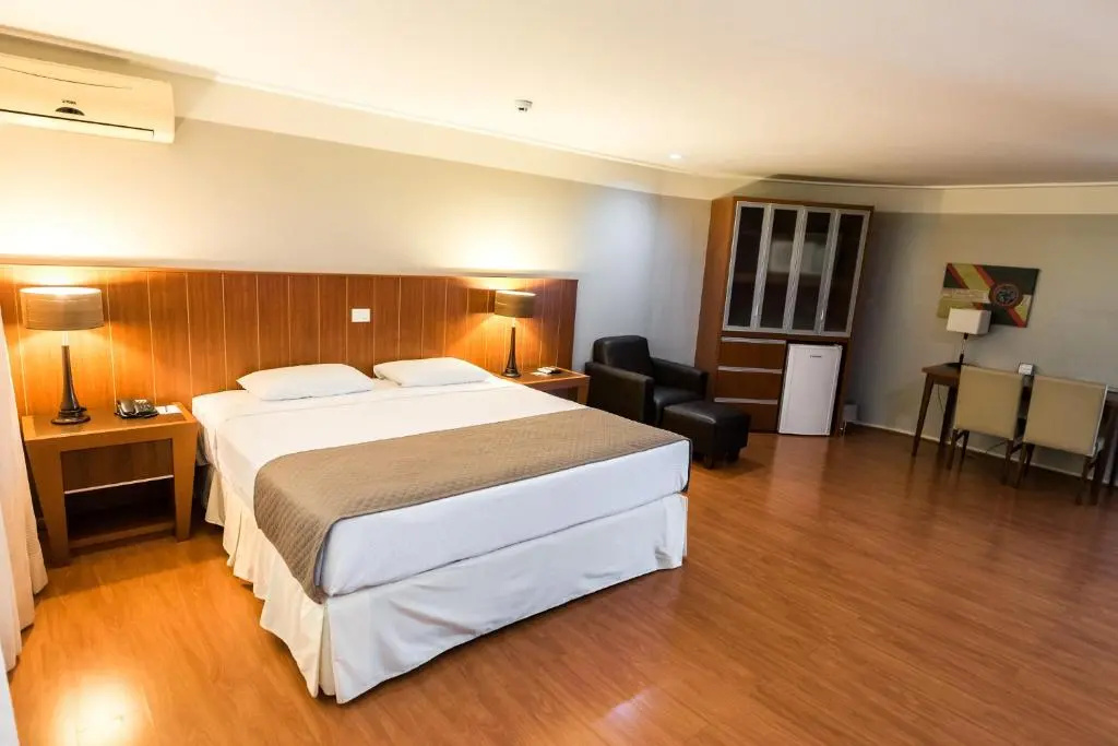 Deluxe Double room (full double bed)