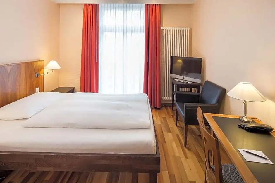 Hotel Schweizerhof Basel - Chambres