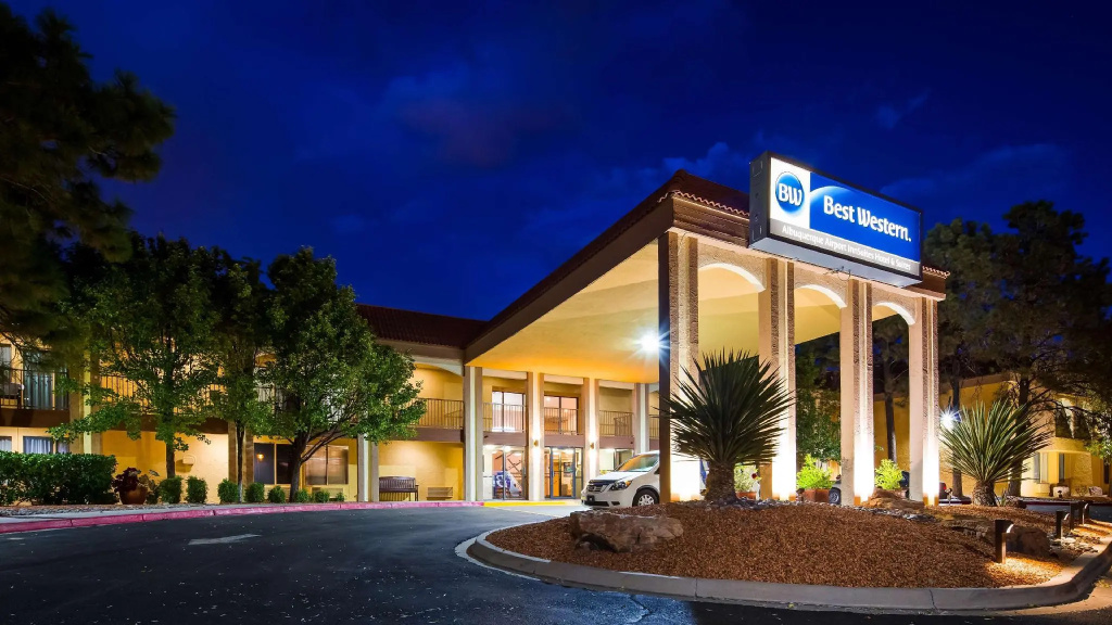 Best Western Airport Albuquerque InnSuites Hotel & Suites - Chambres