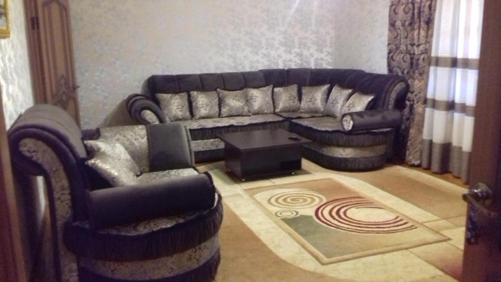 Апартаменты Elena Apartment в Пицунде