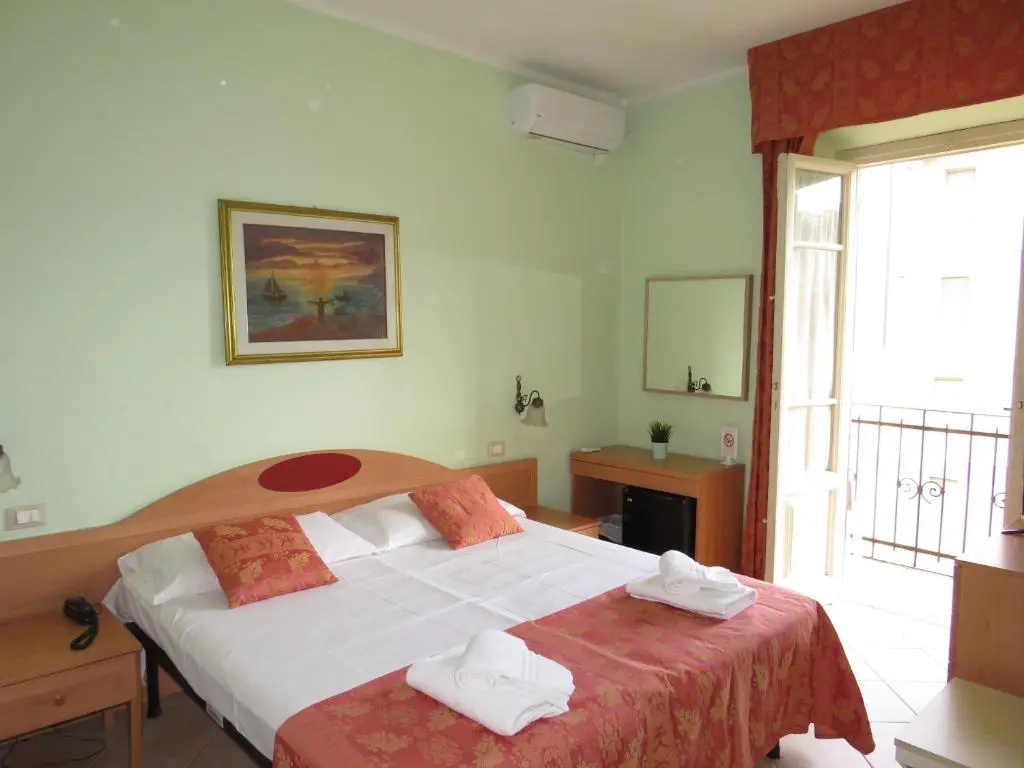 Standard Quadruple room with balcony