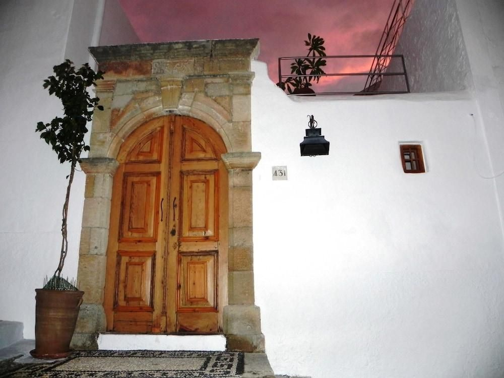 Cosmos Home Lindos
