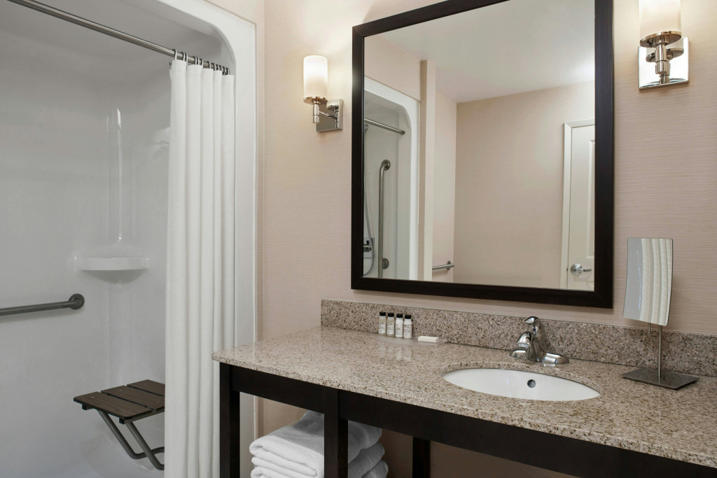 Delta Hotels by Marriott Guelph Conference Centre - Général