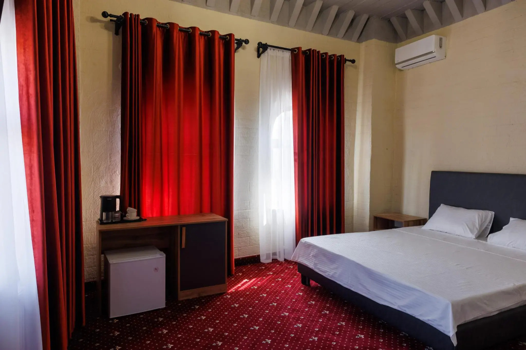 Comfort room