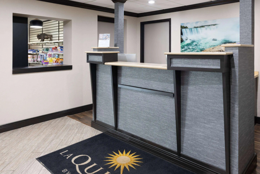 La Quinta Inn by Wyndham Buffalo Airport - Général