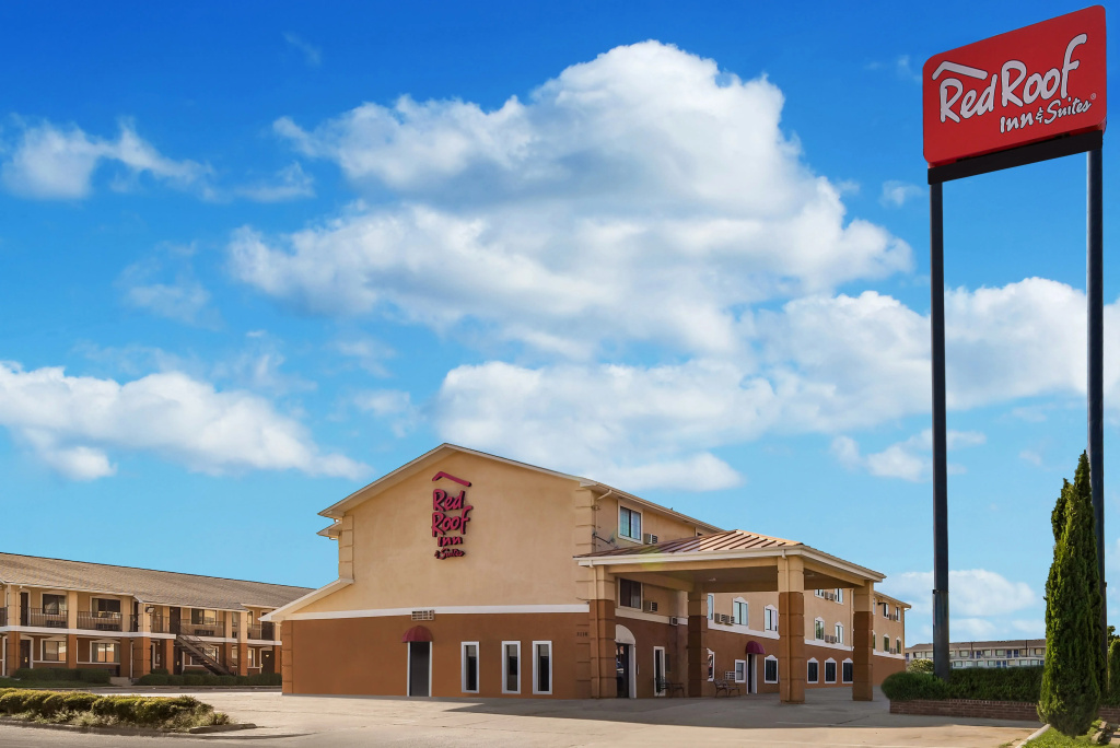 Red Roof Inn & Suites Denton