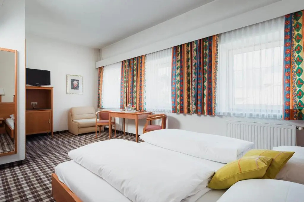 Hotel Zum Mohren - Chambres