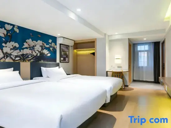 Deluxe Double room (twin beds)