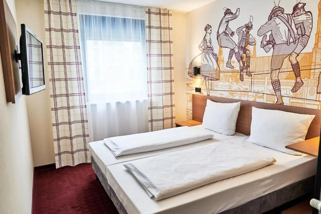 Standard Double room (full double bed)