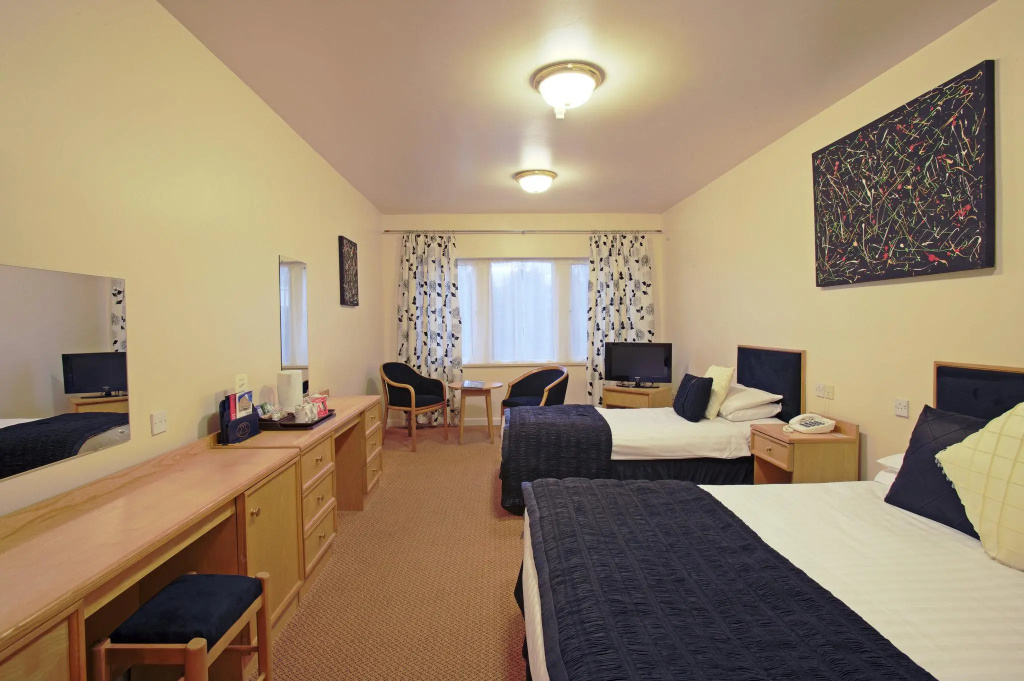 Standard Double room (full double bed)