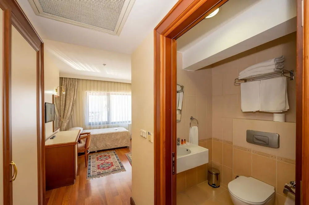 Hotel photo 11