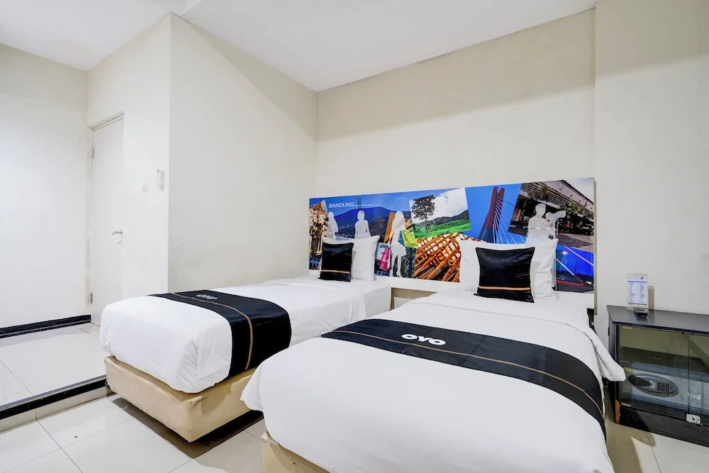 Deluxe Double room with balcony (twin beds)
