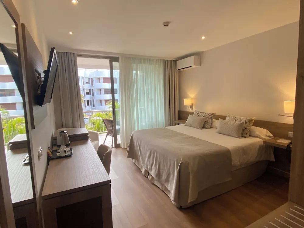 Hotel Colón Rambla - Chambres