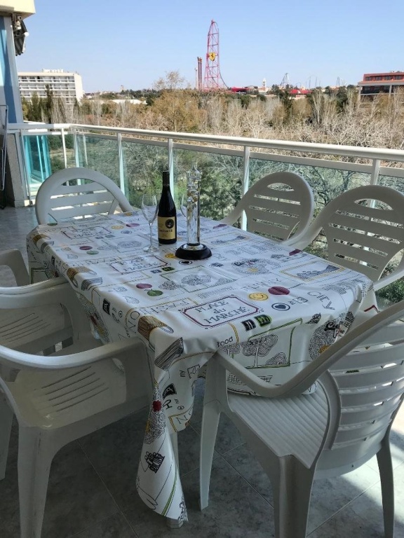 Food & Beverage